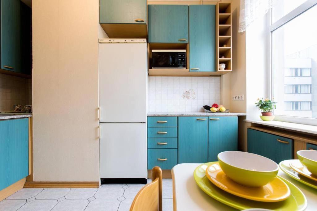 Bright Apartment Near Bus Statioon Tallinn Exterior photo